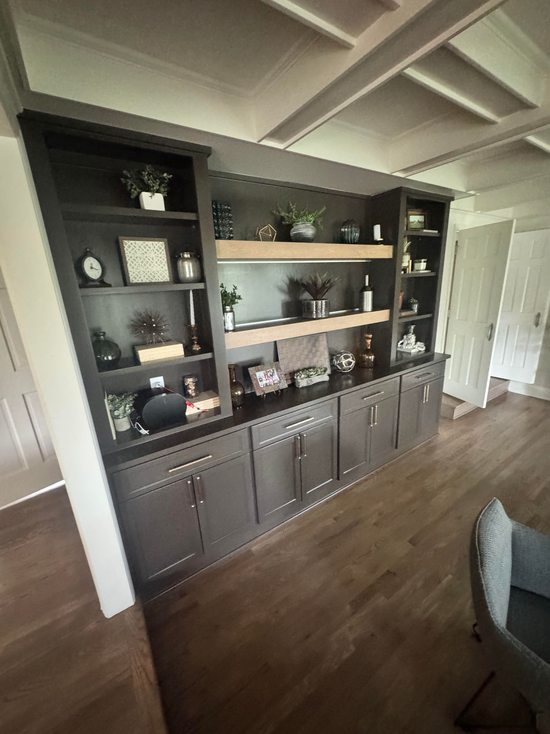 General Interior Remodeling Services by DeLoa & Sons Construction